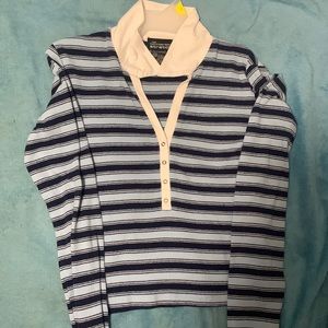 No boundaries stretch long sleeve